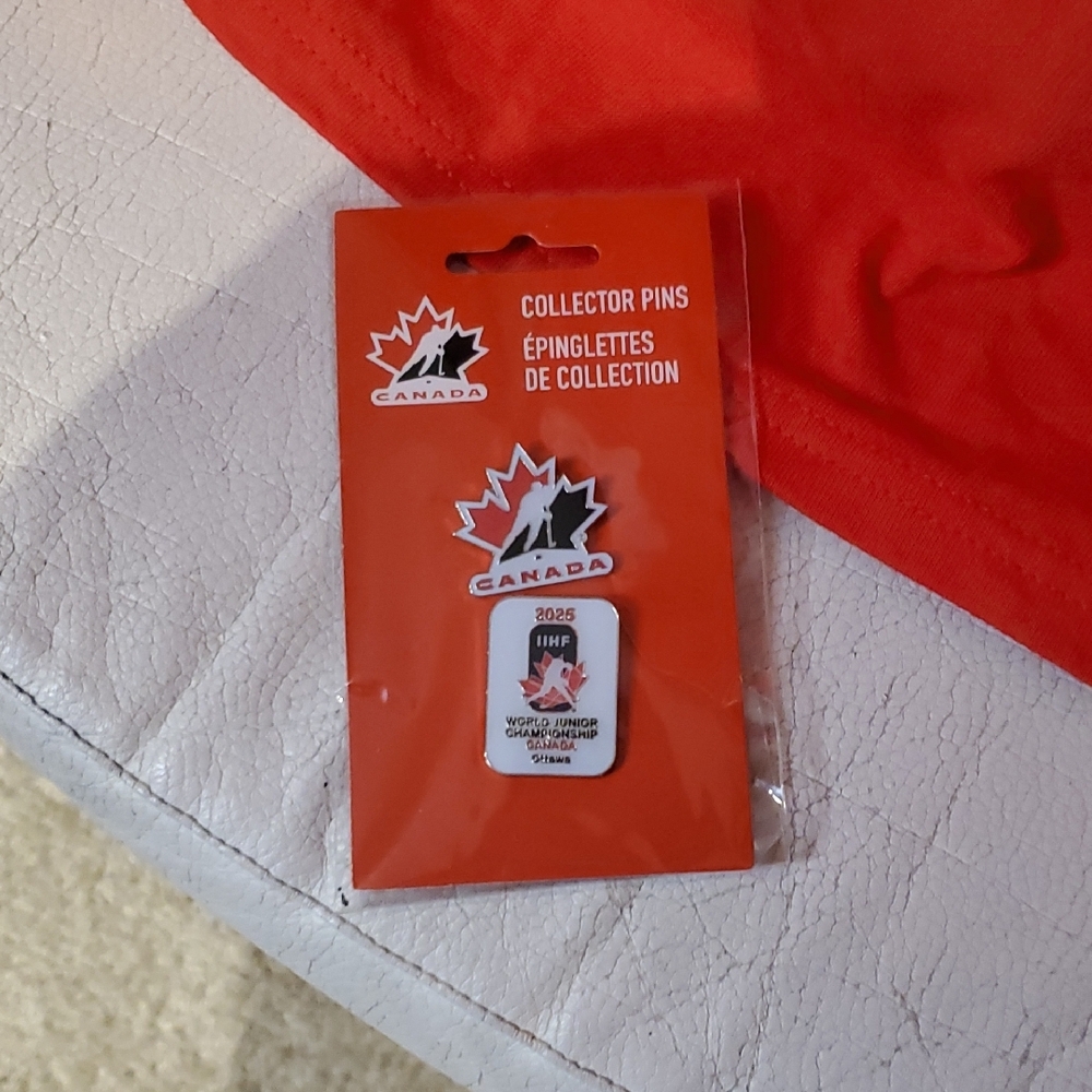 Canada Red T-Shirt and Hat Set - Picture 2 of 12